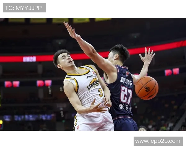 CBA广东与北京对决谁更脏球风分析与比赛回顾